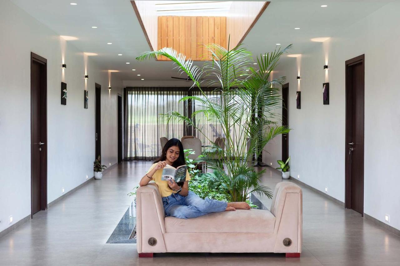 Stayvista'S Le Bon Horizon - Hillside Elegance With Chic Interiors, Poolside Serenity & Picturesque Gazebo - Proximity To Sula Nāsik Eksteriør bilde