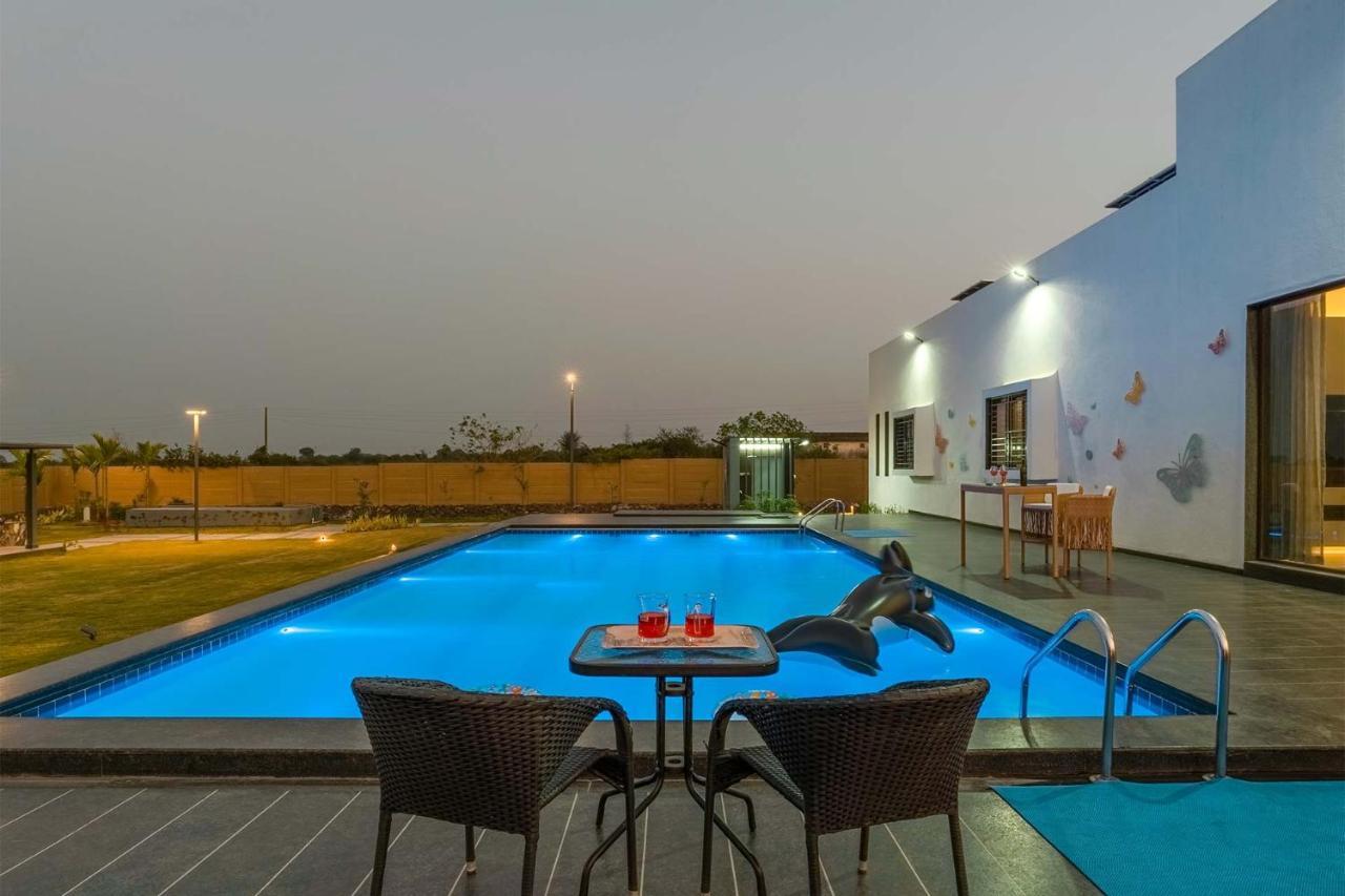 Stayvista'S Le Bon Horizon - Hillside Elegance With Chic Interiors, Poolside Serenity & Picturesque Gazebo - Proximity To Sula Nāsik Eksteriør bilde