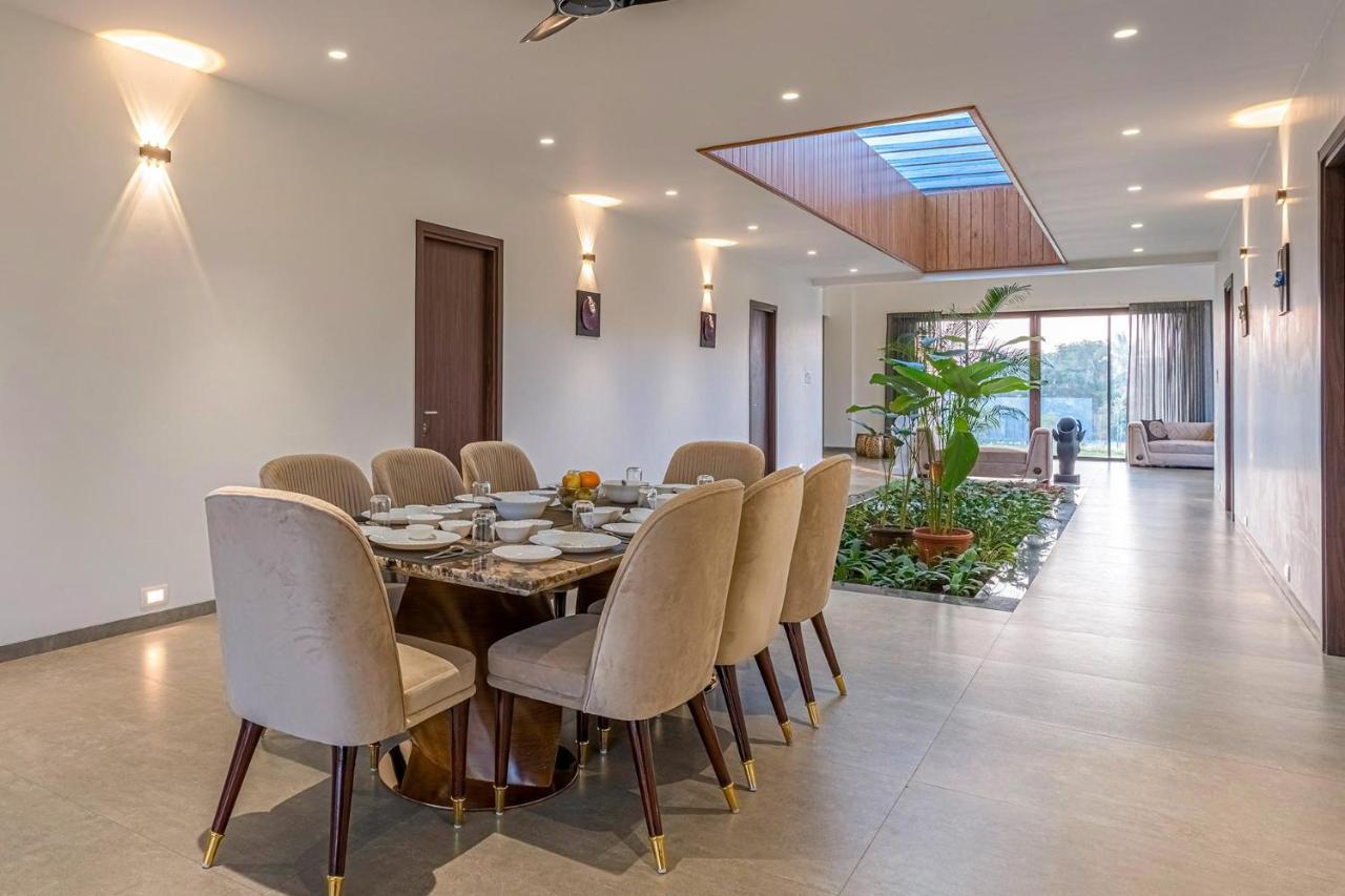 Stayvista'S Le Bon Horizon - Hillside Elegance With Chic Interiors, Poolside Serenity & Picturesque Gazebo - Proximity To Sula Nāsik Eksteriør bilde